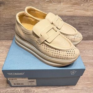 Softwaves Cher Coco Women's Sz 36.5 Beige Cut Out Platform Shoes Arch Support